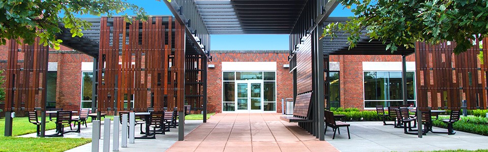 UC Blue Ash College outdoor patio